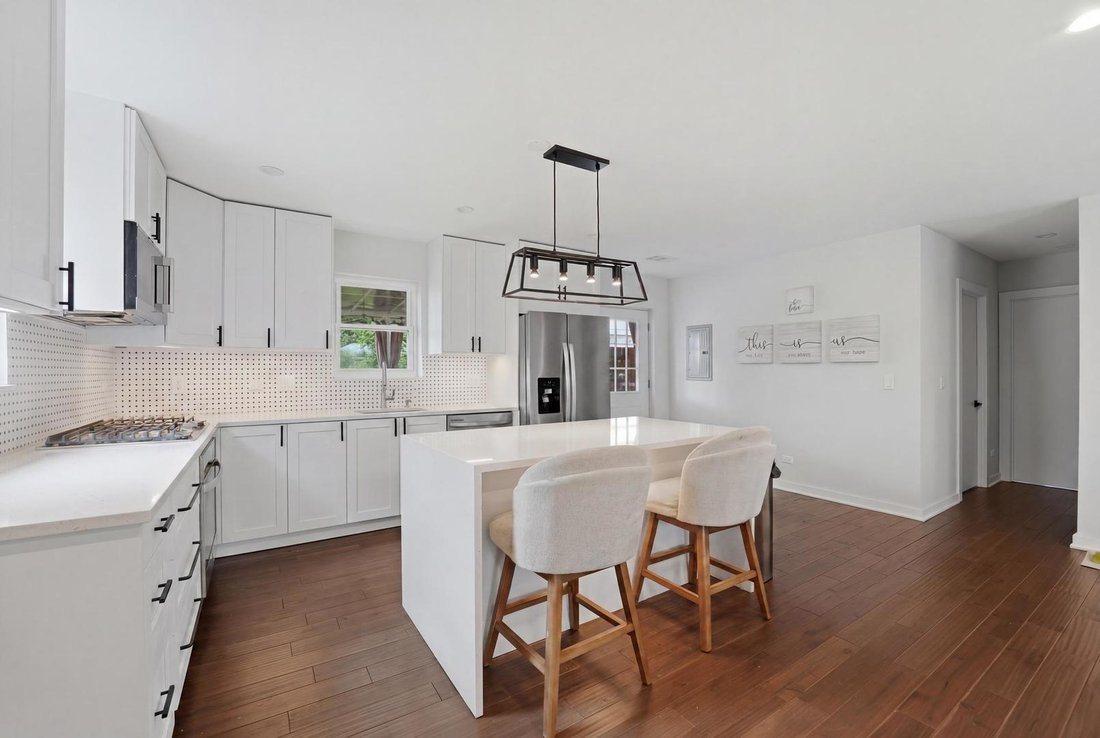 House in Wheeling, Illinois, United States 4 - 18682757