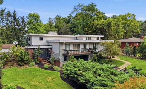 House in Hampton Township, Pennsylvania, United States 1