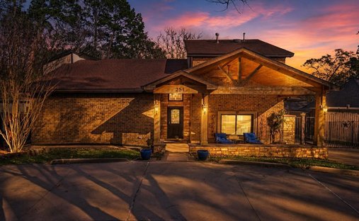 House in Conroe, Texas, United States 1