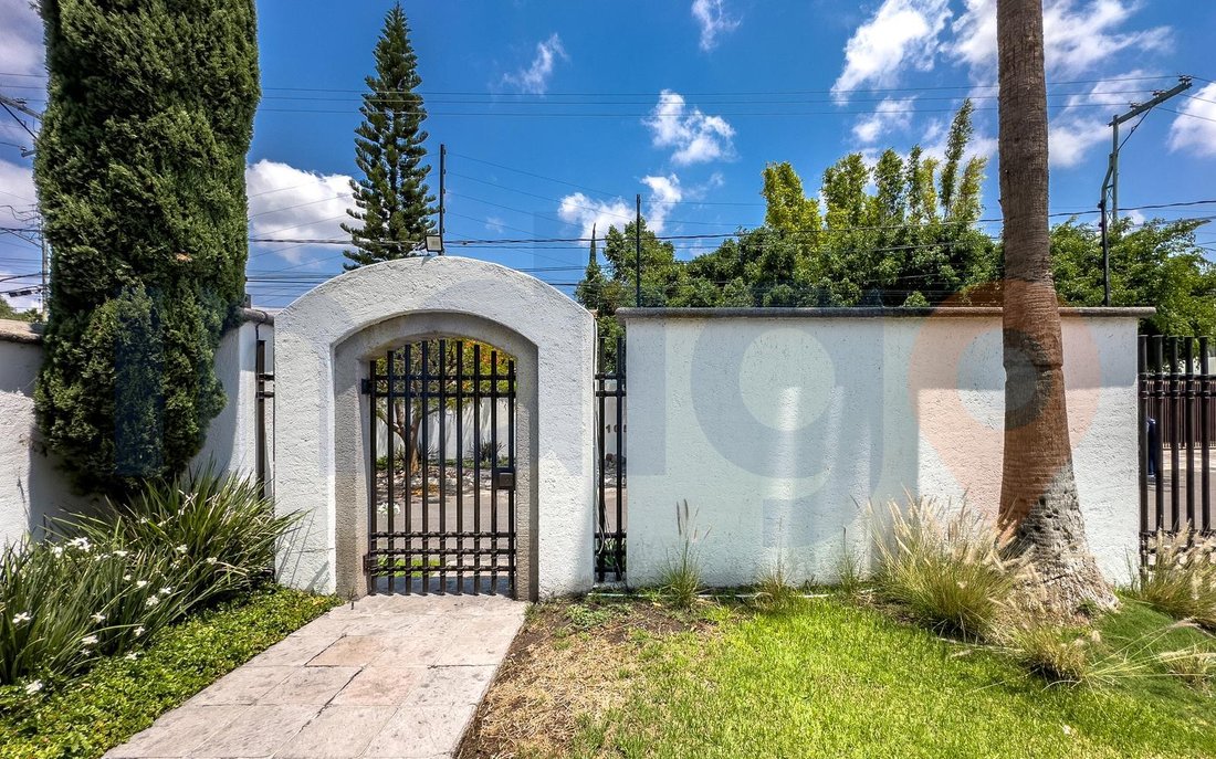 House in Juriquilla, Querétaro, Mexico 2 - 18683668