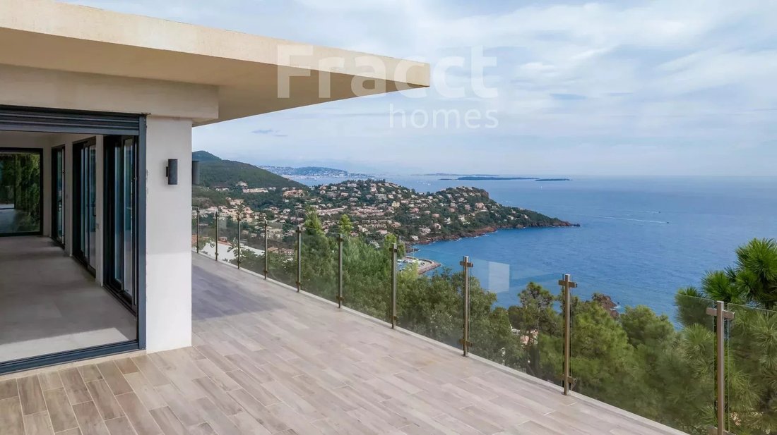 Villa à Le Dramont-Agay-Anthéor-Le Trayas, Saint-Raphaël, France 3 - 16725362