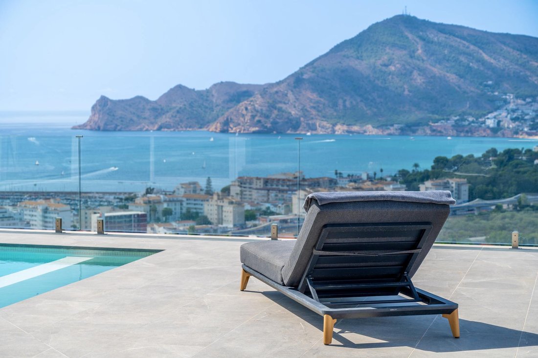 Villa in Altea, Valencian Community, Spain 1 - 18680719