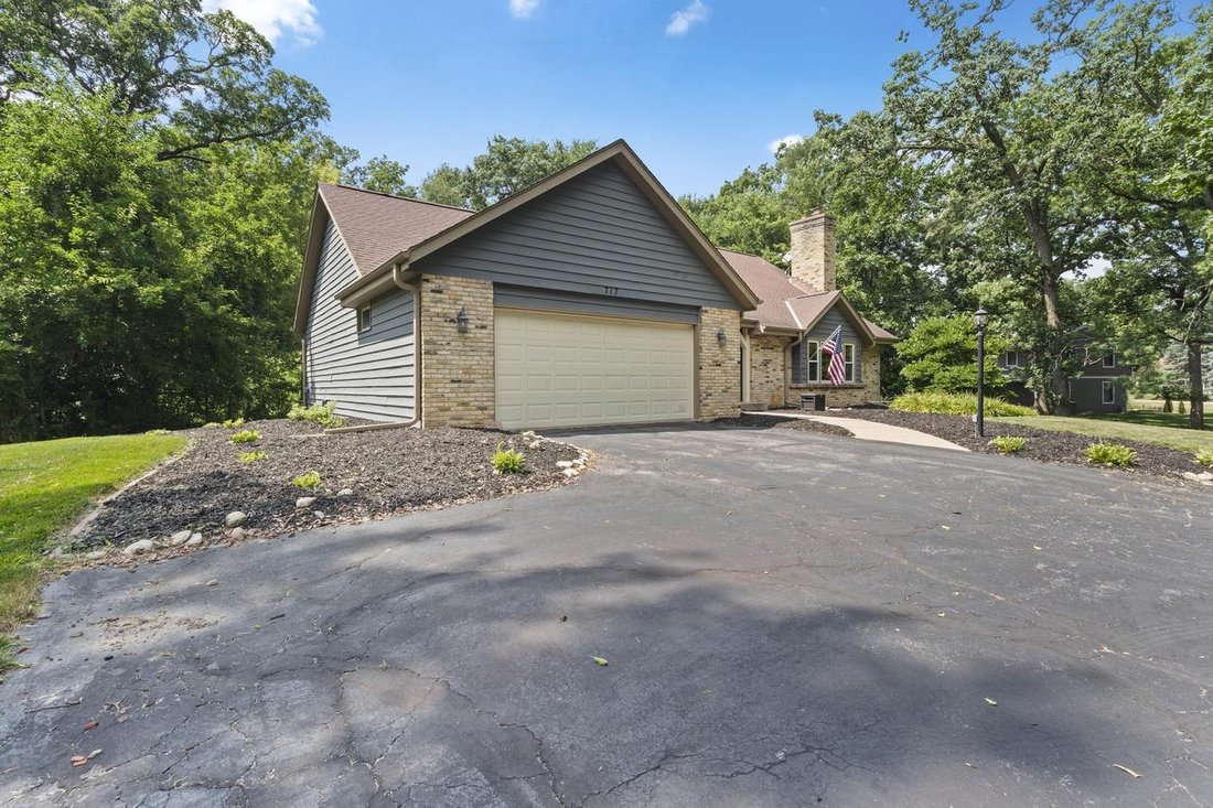 House in Delafield, Wisconsin, United States 4 - 18680467