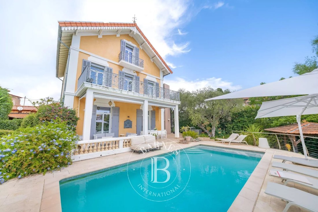 Villa in Cannes, Provence-Alpes-Côte d'Azur, France 1 - 18681424