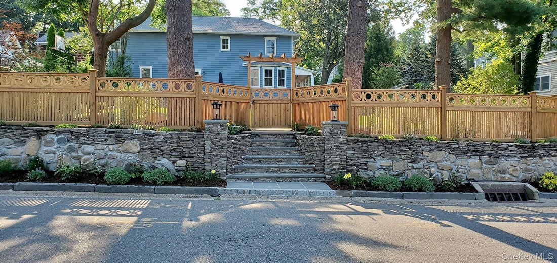 House in Sea Cliff, New York, United States 2 - 18680333