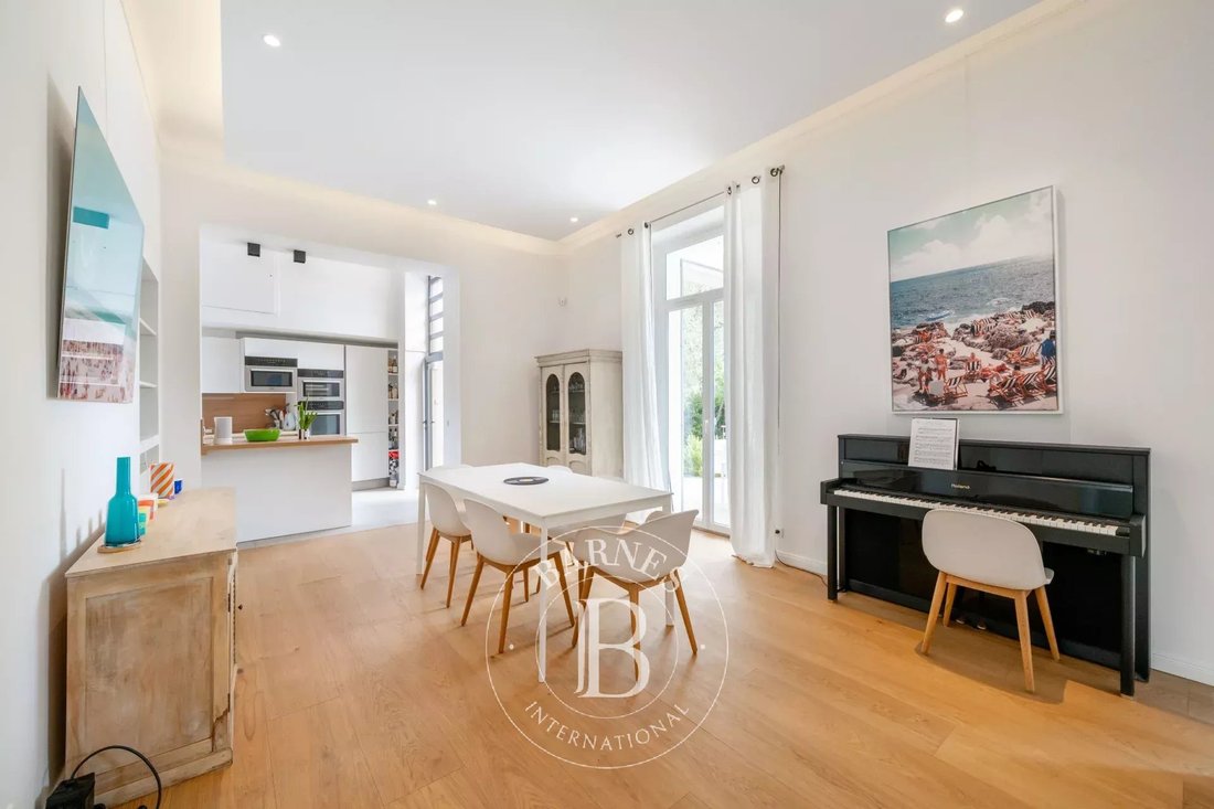 Villa in Cannes, Provence-Alpes-Côte d'Azur, France 2 - 18681424