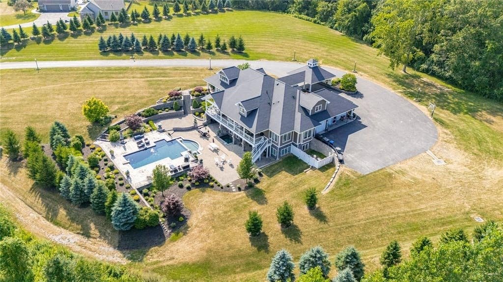 House in Pittsford, New York, United States 2 - 18684500