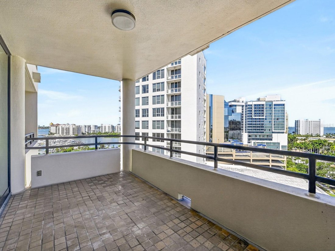 Condo in Sarasota, Florida, United States 4 - 18680519