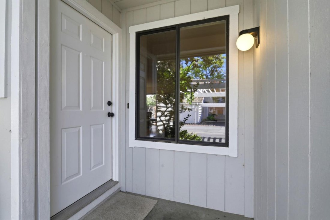 Condo in Los Gatos, California, United States 2 - 18682256