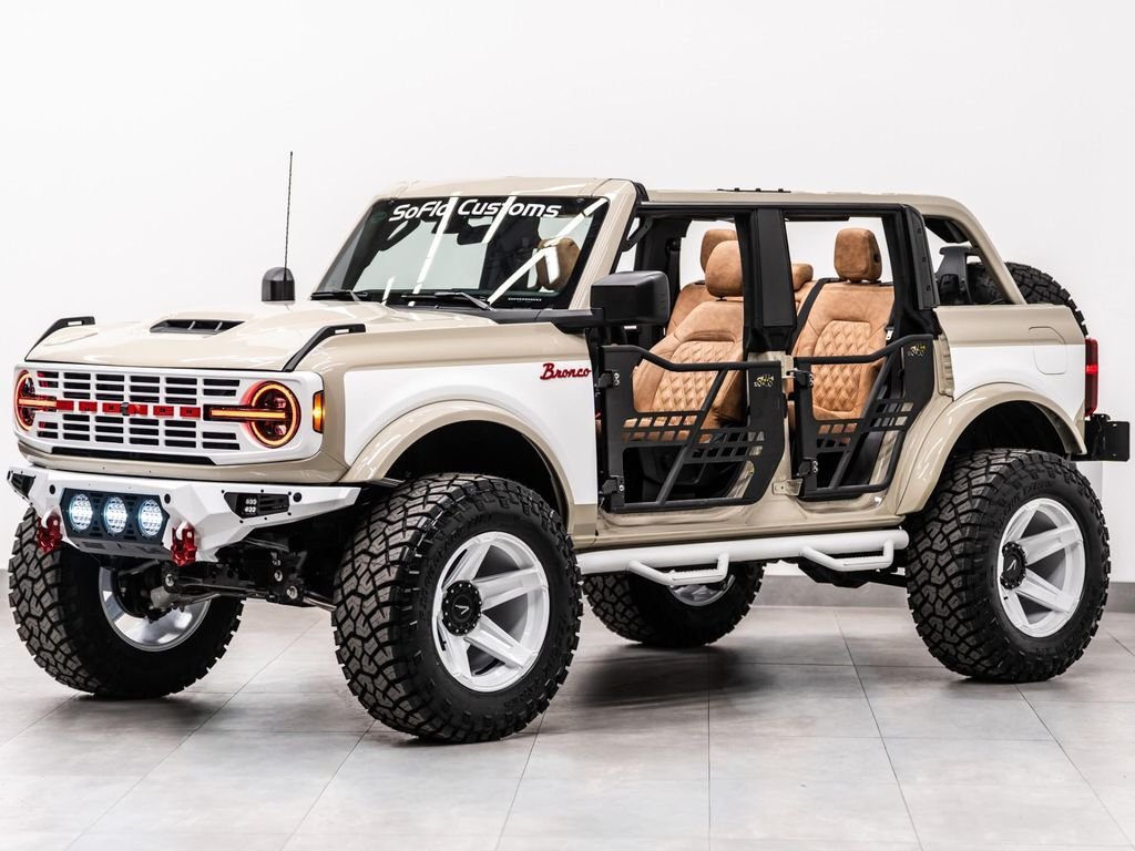 Ford Bronco 4X4 in Fort Lauderdale, FL, United States 1 - 18393340