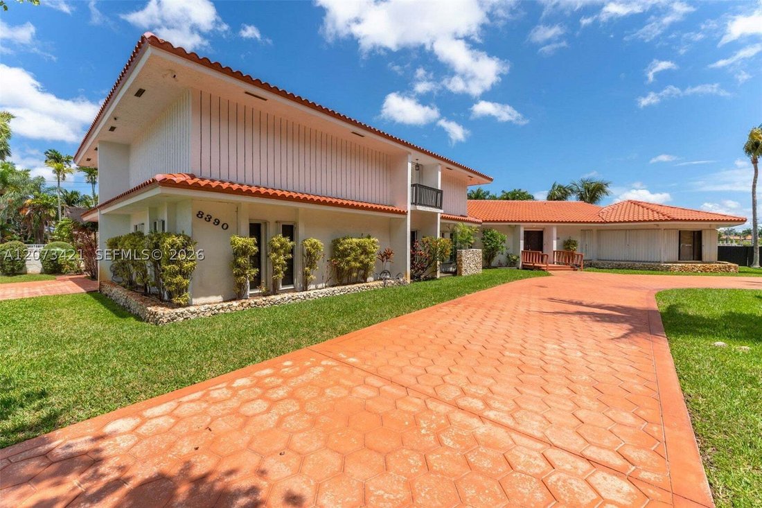 House in Miami, Florida, United States 3 - 18682380
