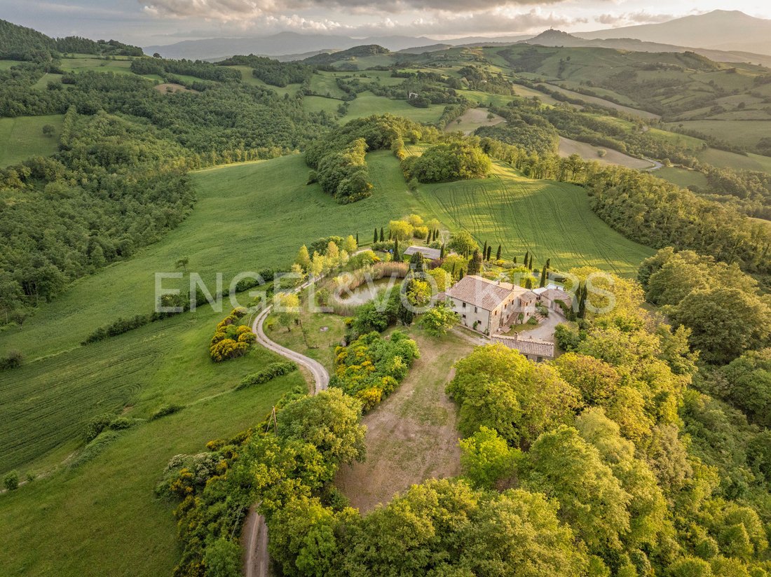Casa de Campo en Sarteano, Toscana, Italia 1 - 17957682