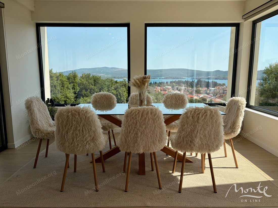 Villa in Tivat, Tivat Municipality, Montenegro 3 - 18680282
