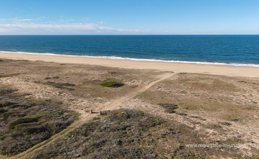 Land in Edén Rock, Maldonado Department, Uruguay 1