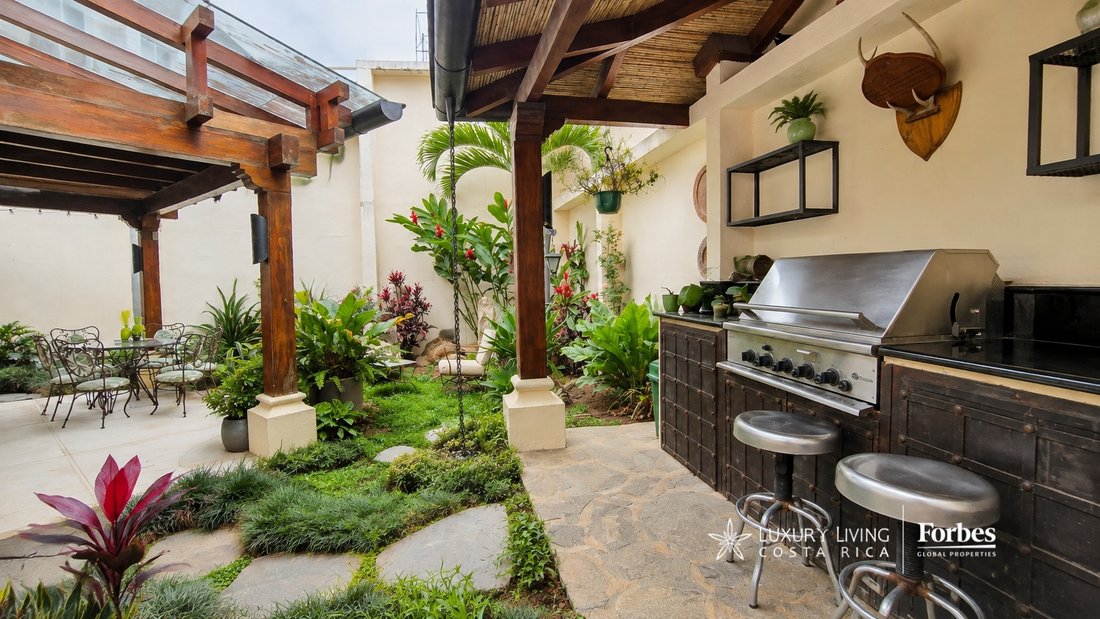 House in San Rafael de Escazú, San José Province, Costa Rica 4 - 18683685