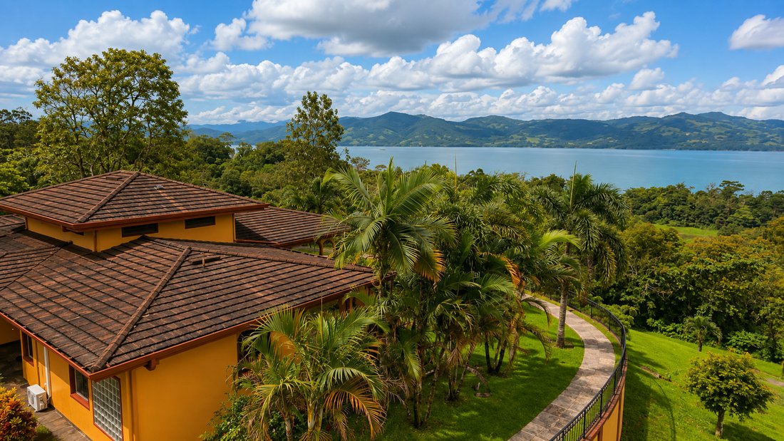 Villa in Nuevo Arenal, Guanacaste Province, Costa Rica 3 - 18680478
