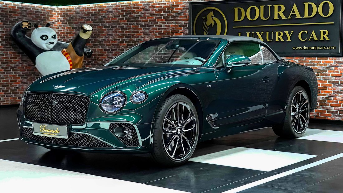 Cabriolet in Dubai, United Arab Emirates 5 - 18684231