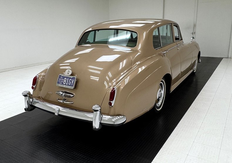 Sedan in Morgantown, United States 5 - 18685007