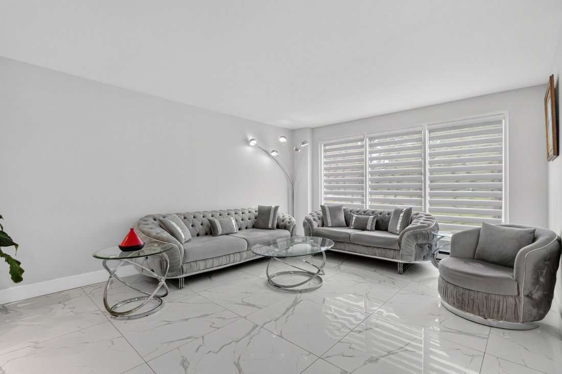 Apartment in Côte Saint-Luc, Quebec, Canada 5 - 18685371