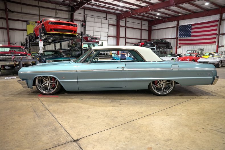 Coupe in Grand Rapids, United States 4 - 18685089