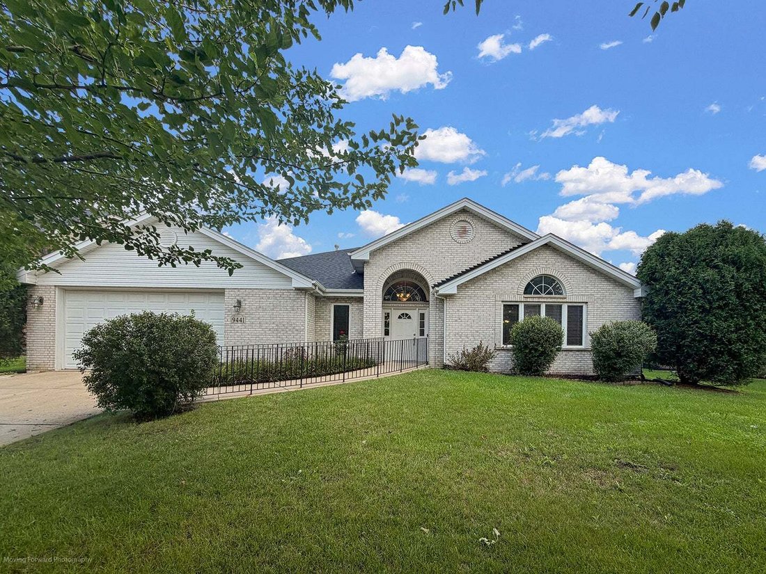 House in Woodridge, Illinois, United States 1 - 18685246