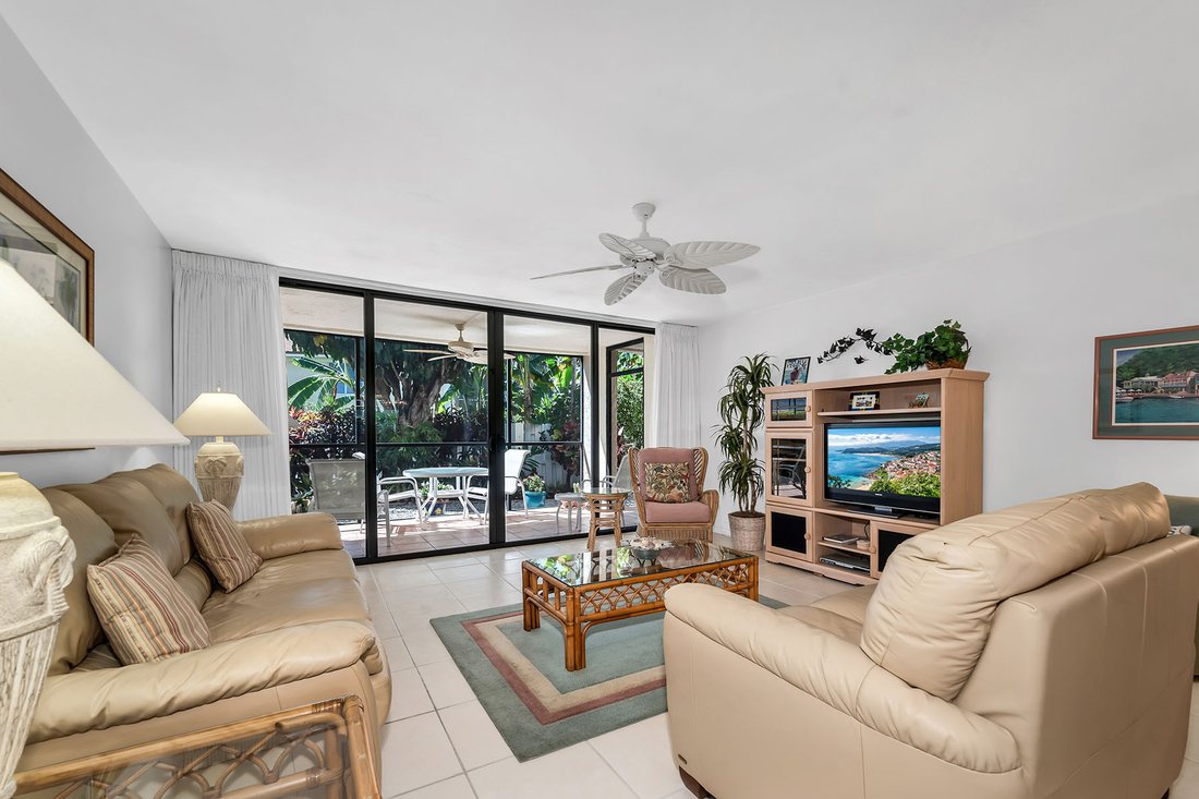 Condo in Marco Island, Florida, United States 2 - 18685386
