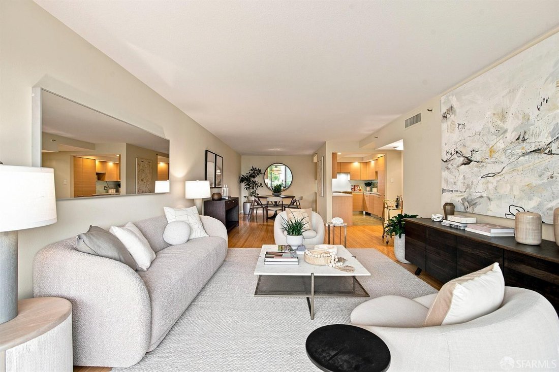 Condo in San Francisco, California, United States 4 - 18684650