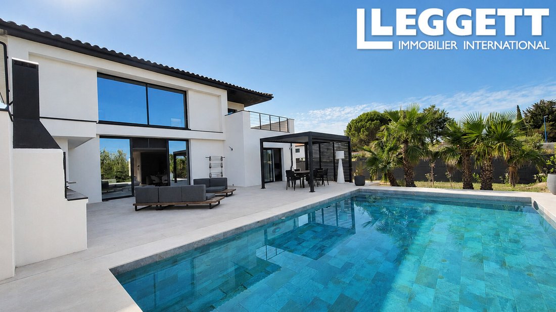 Villa in Sainte-Marie-la-Mer, Occitania, France 1 - 18506629