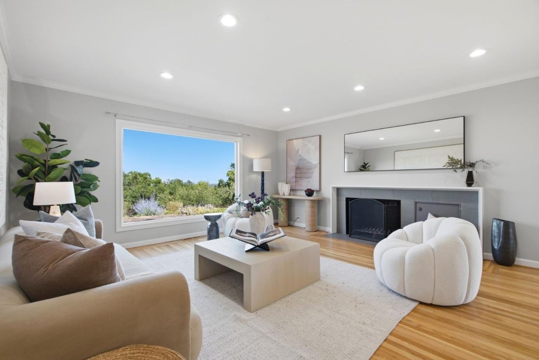 House in Los Altos Hills, California, United States 4 - 18685689