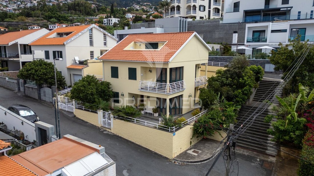 House in Imaculado Coracao de Maria, Madeira, Portugal 1 - 18685482
