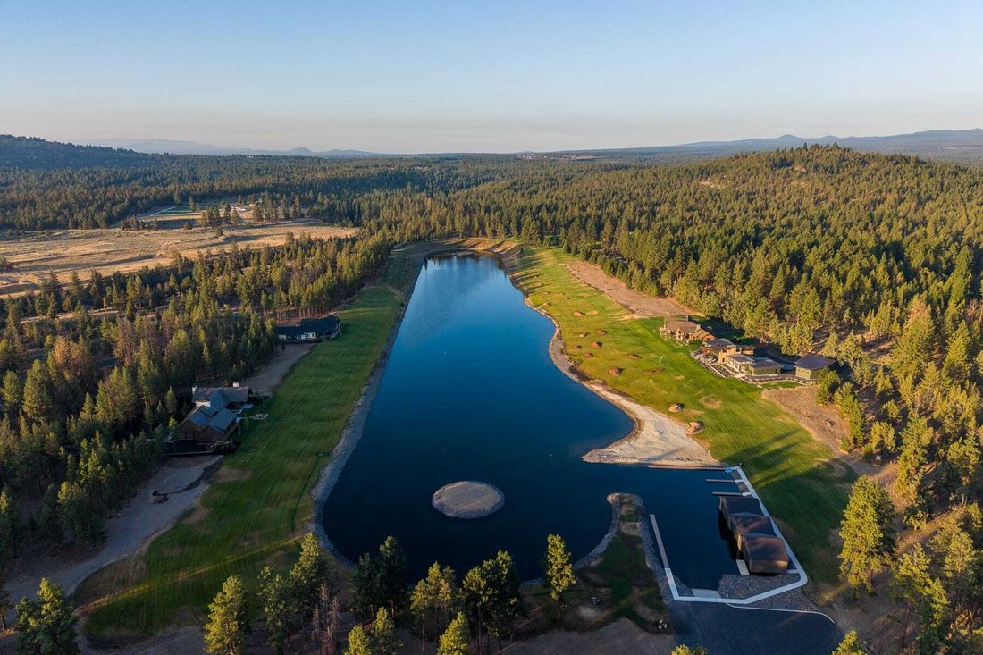 Land in Bend, Oregon, United States 2 - 18685402