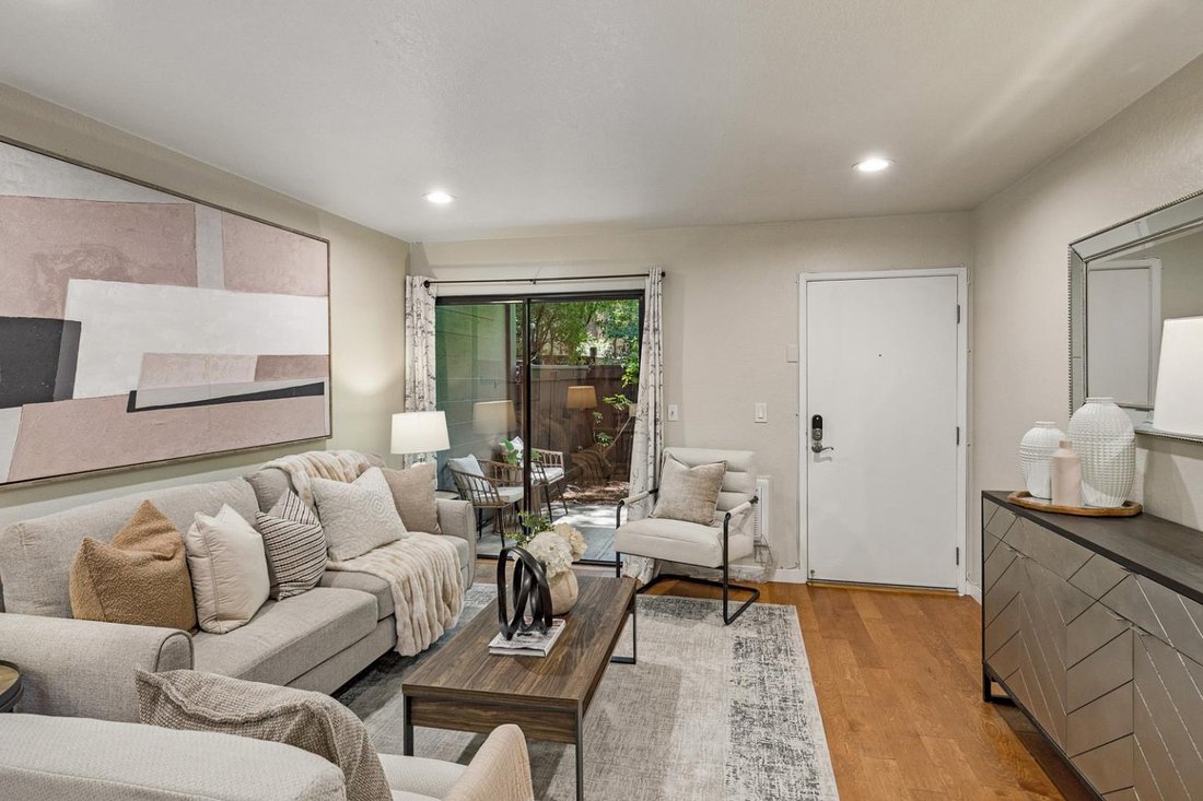 Condo in Mountain View, California, United States 4 - 18685693