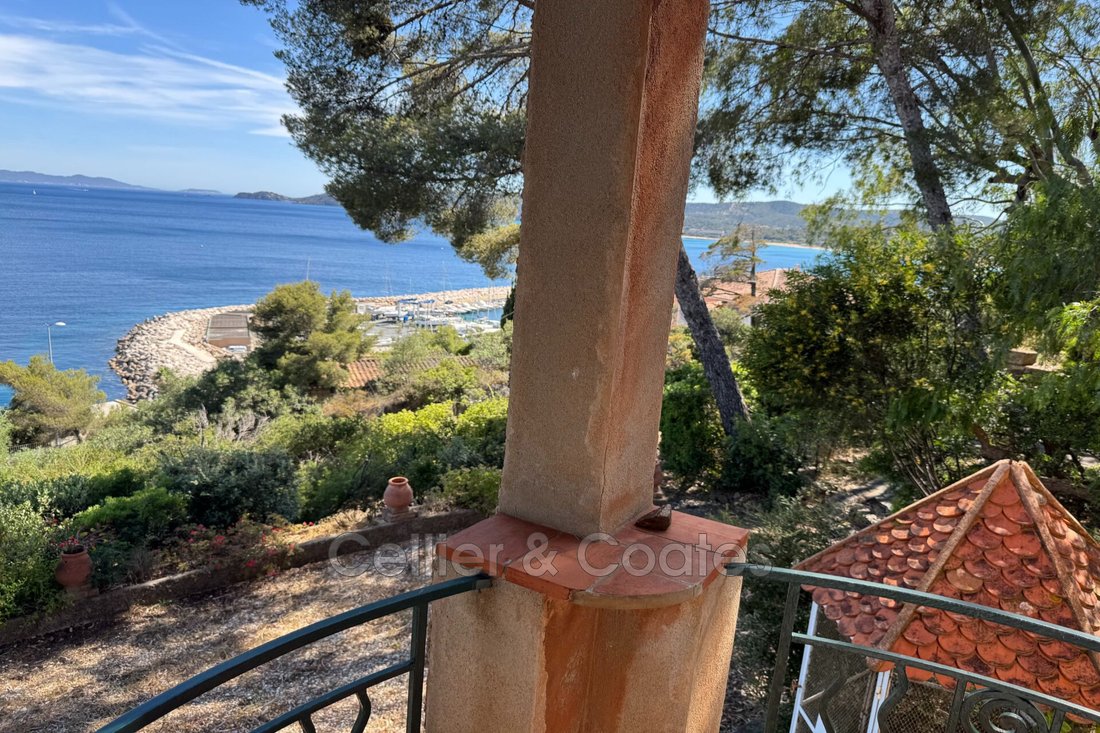 Villa in Le Lavandou, Provence-Alpes-Côte d'Azur, France 3 - 18685355