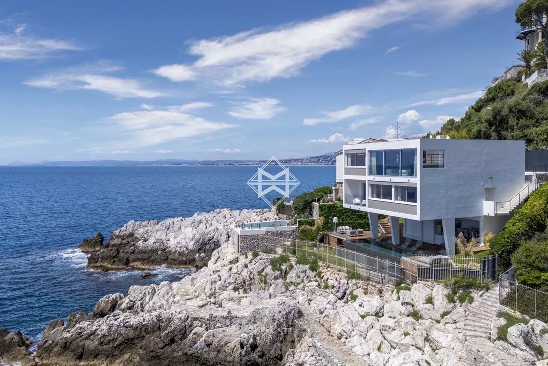Villa in French Riviera, Provence-Alpes-Côte d'Azur, France 1 - 18685662