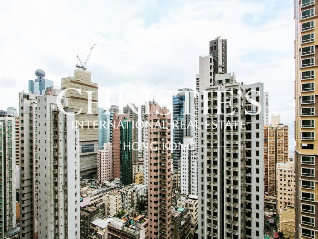 Apartment in Hong Kong, Hong Kong 1 - 18685913