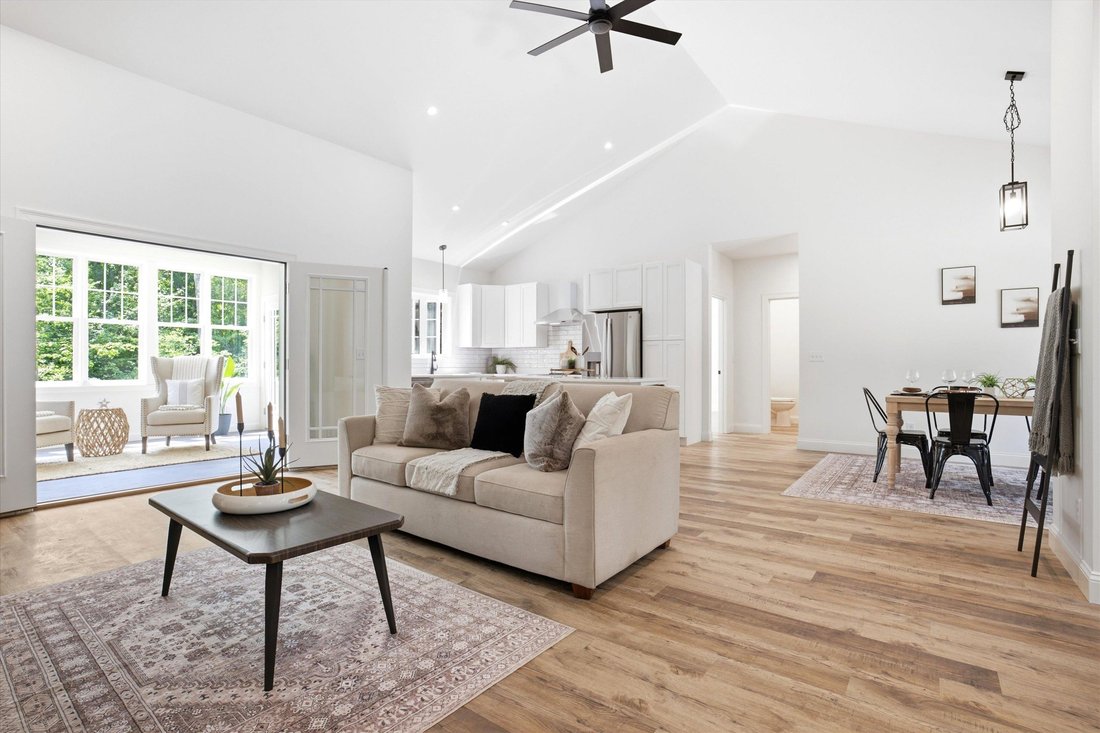 Casa en Hooksett, Nuevo Hampshire, Estados Unidos 4 - 18685221
