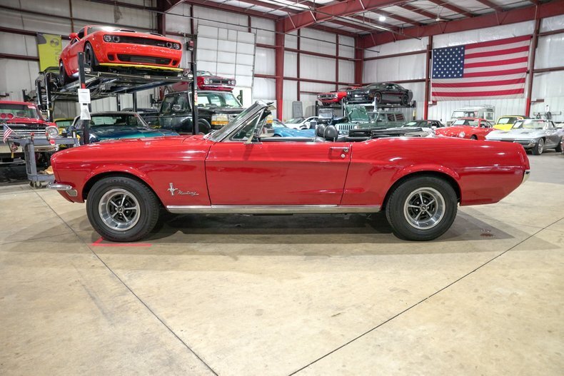 Cabriolet in Grand Rapids, United States 4 - 18684972