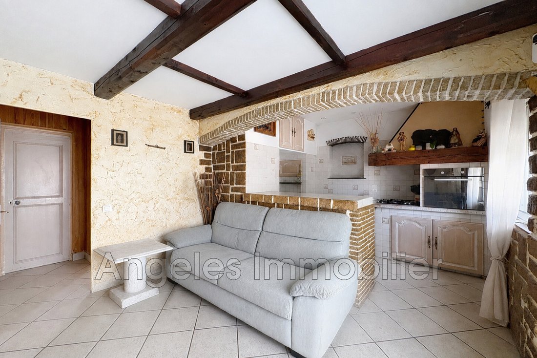 Villa in Les Cougoulins-Rastines, Antibes, France 4 - 18685361
