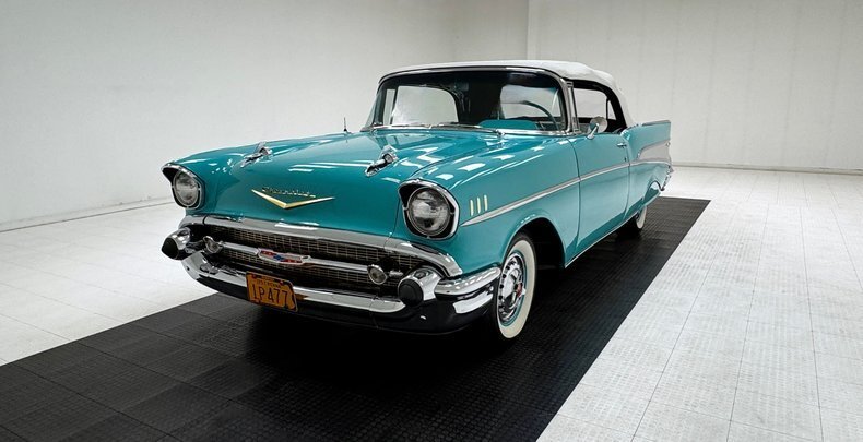 Cabriolet in Morgantown, United States 1 - 18684934