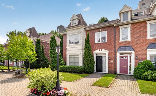 House in Côte Saint-Luc, Quebec, Canada 1