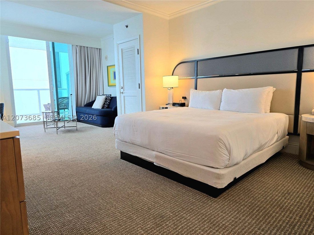 Condo in Miami Beach, Florida, United States 4 - 18684766