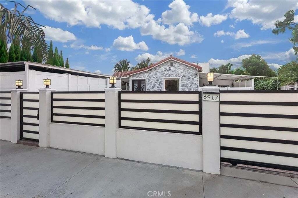House in Los Angeles, California, United States 2 - 18685262