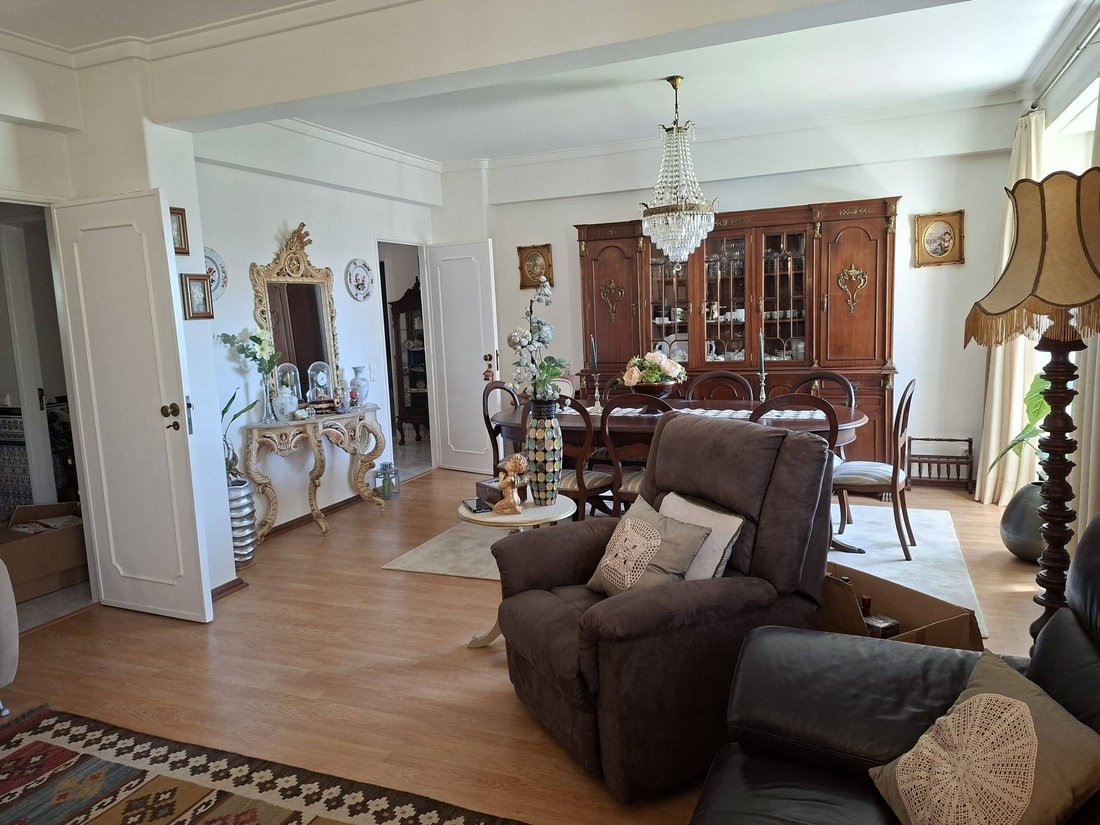 Apartment in Moscavide e Portela, Lisbon, Portugal 2 - 18685340