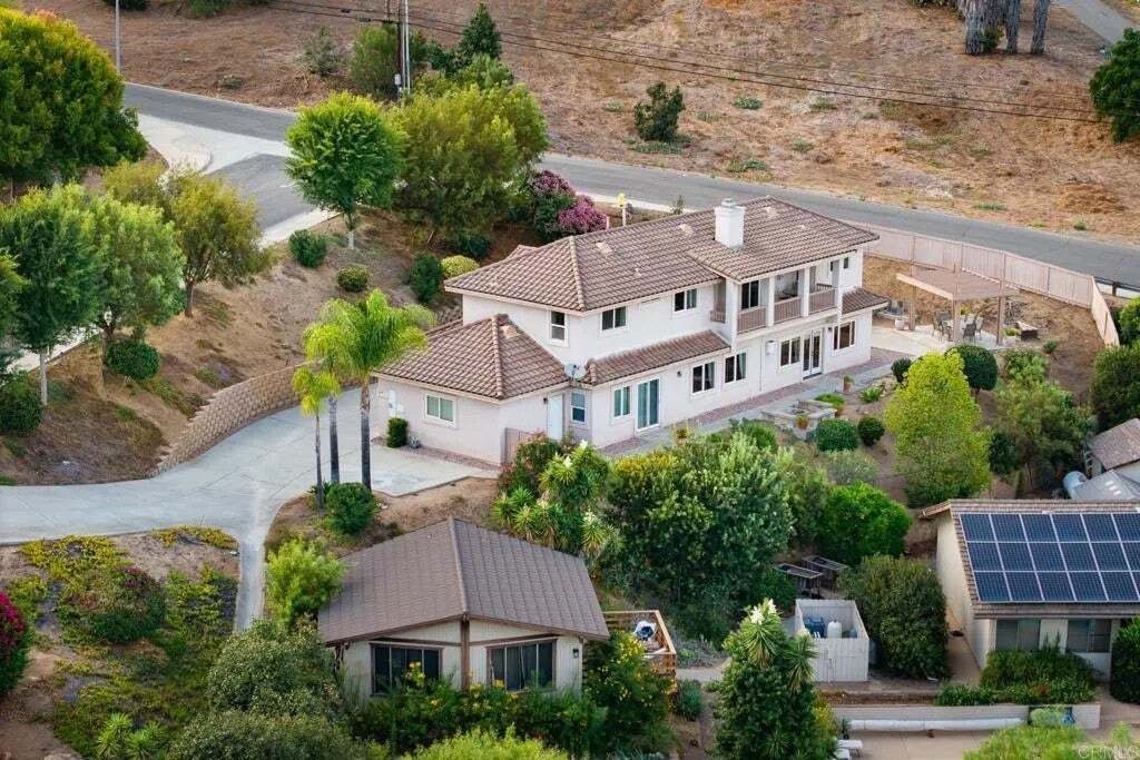 House in Escondido, California, United States 1 - 18685298