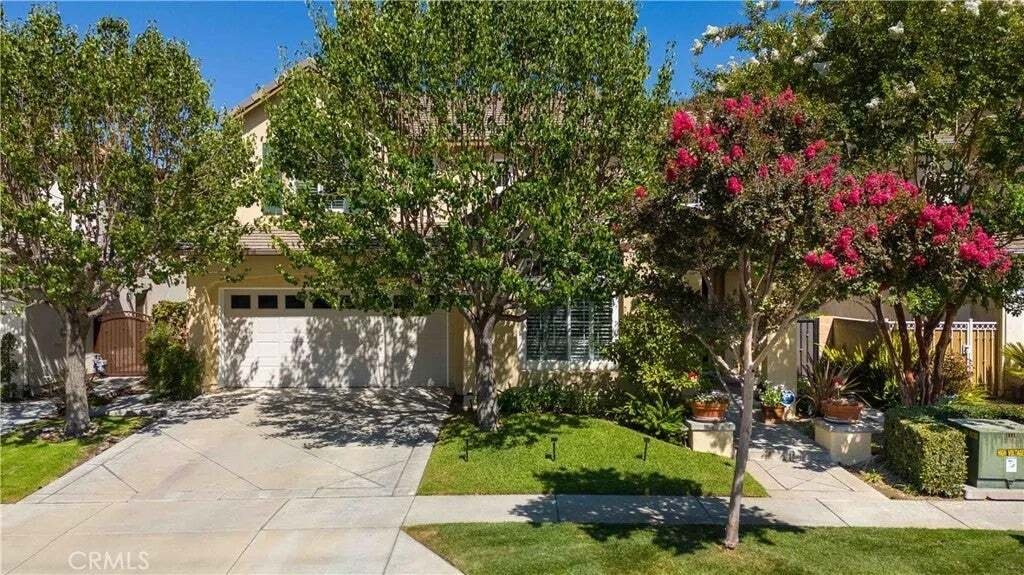 Casa a Azusa, California, Stati Uniti 1 - 18685304
