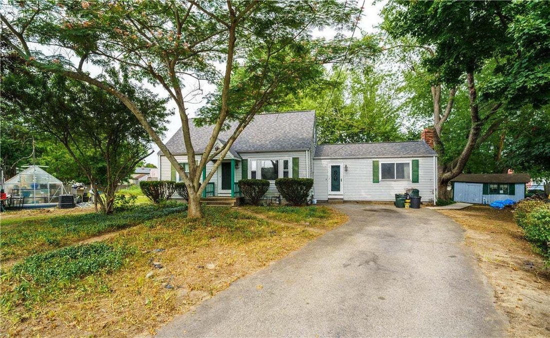 House in Warwick, Rhode Island, United States 1 - 18684687