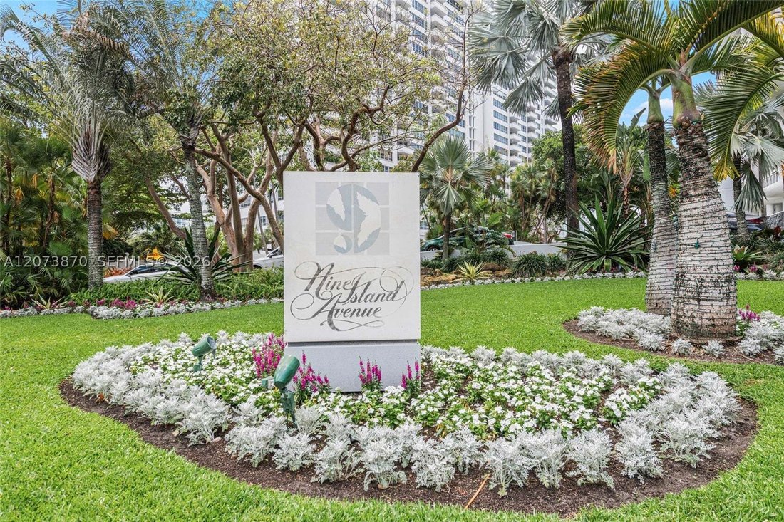 Condo in Miami Beach, Florida, United States 2 - 18684773