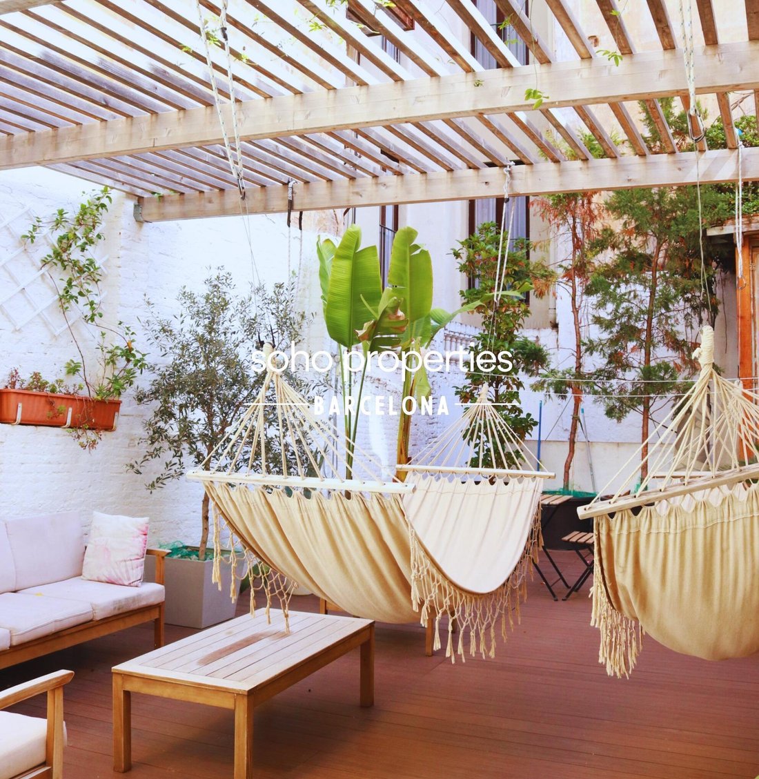 Apartment in Ciutat Vella, Barcelona, Spain 2 - 18685013