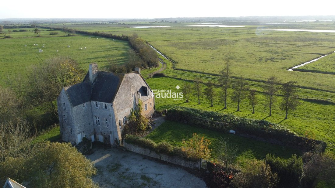 House in Isigny-sur-Mer, Normandy, France 1 - 18685088
