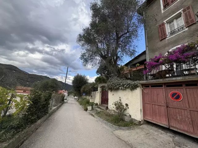 Casa en Saint-Martin-du-Var, Provenza-Alpes-Costa Azul, Francia 3 - 18016552